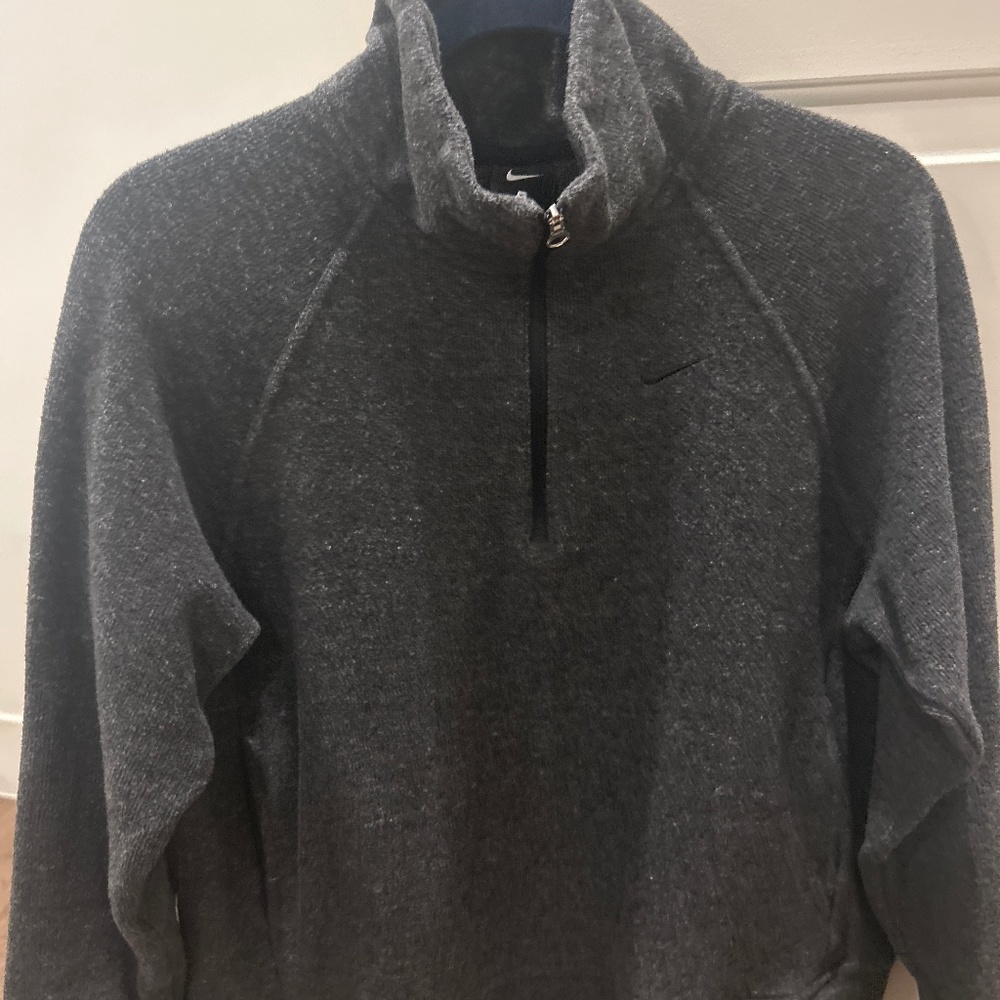Nike pullover
